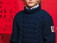 Вязаный спицами свитер для мальчика со схемами