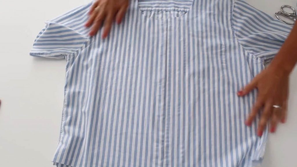 Блузка из мужской рубашки - стильные переделки своими руками