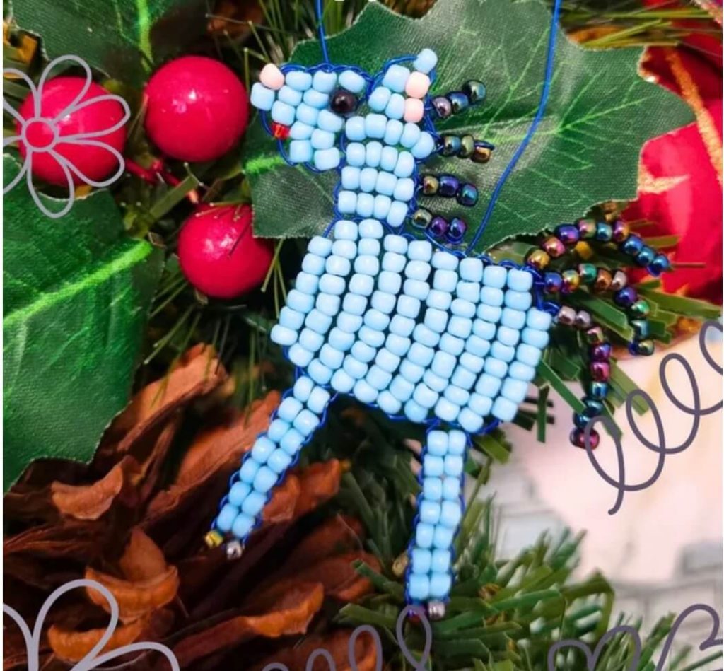 Игрушки из бисера на Новый Год - схемы и мк для начинающих