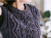 Безрукавка женская - шикарные новинки спицами