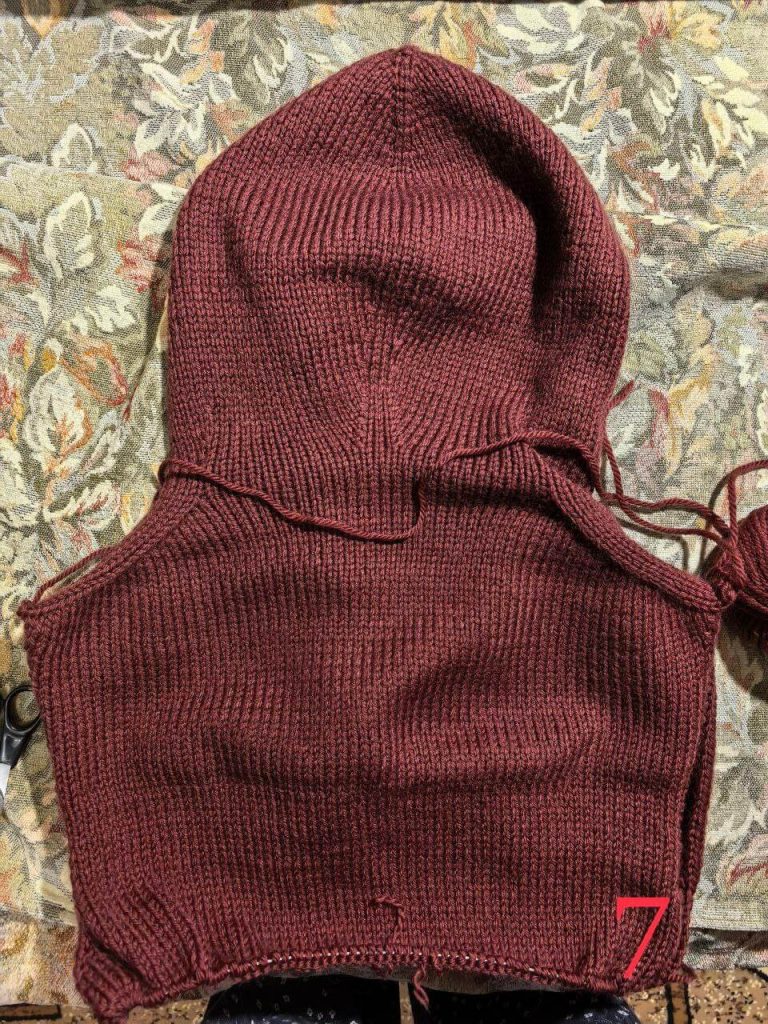 Безрукавка женская - шикарные новинки спицами